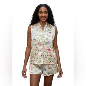 Intimate Essentials Large Pc Shorty Pajama Set Satin Frog Closure Flowers
